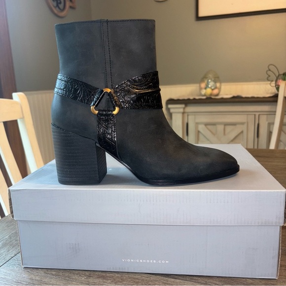 Vionic Black Ankle Booties with Sleek Design - Picture 3 of 10